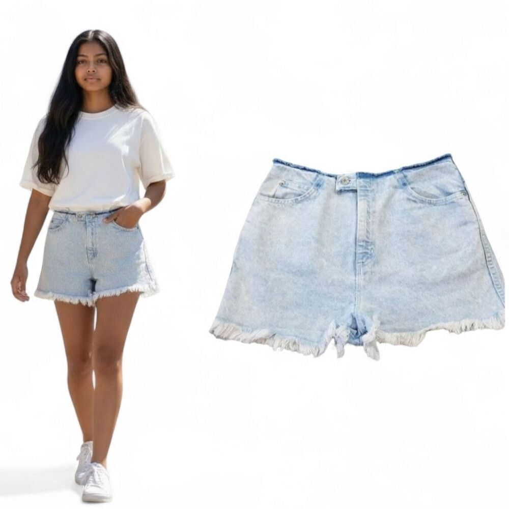 Vintage Bonjour Raw Hem Waist 100% Cotton Cut Off Denim Shorts in Light Wash